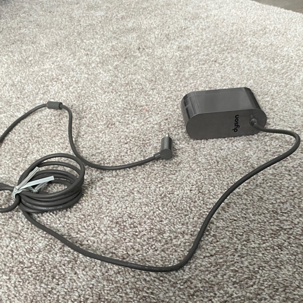 Dyson v6 Power Adapter